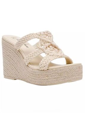 Wild Pair Cally Wedge Sandals 8.5